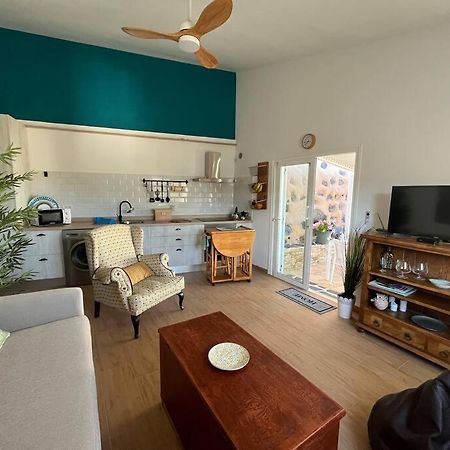 Rose'S House Apartment ซานเซบาสเตียน เด ลาโกเมรา ภายนอก รูปภาพ
